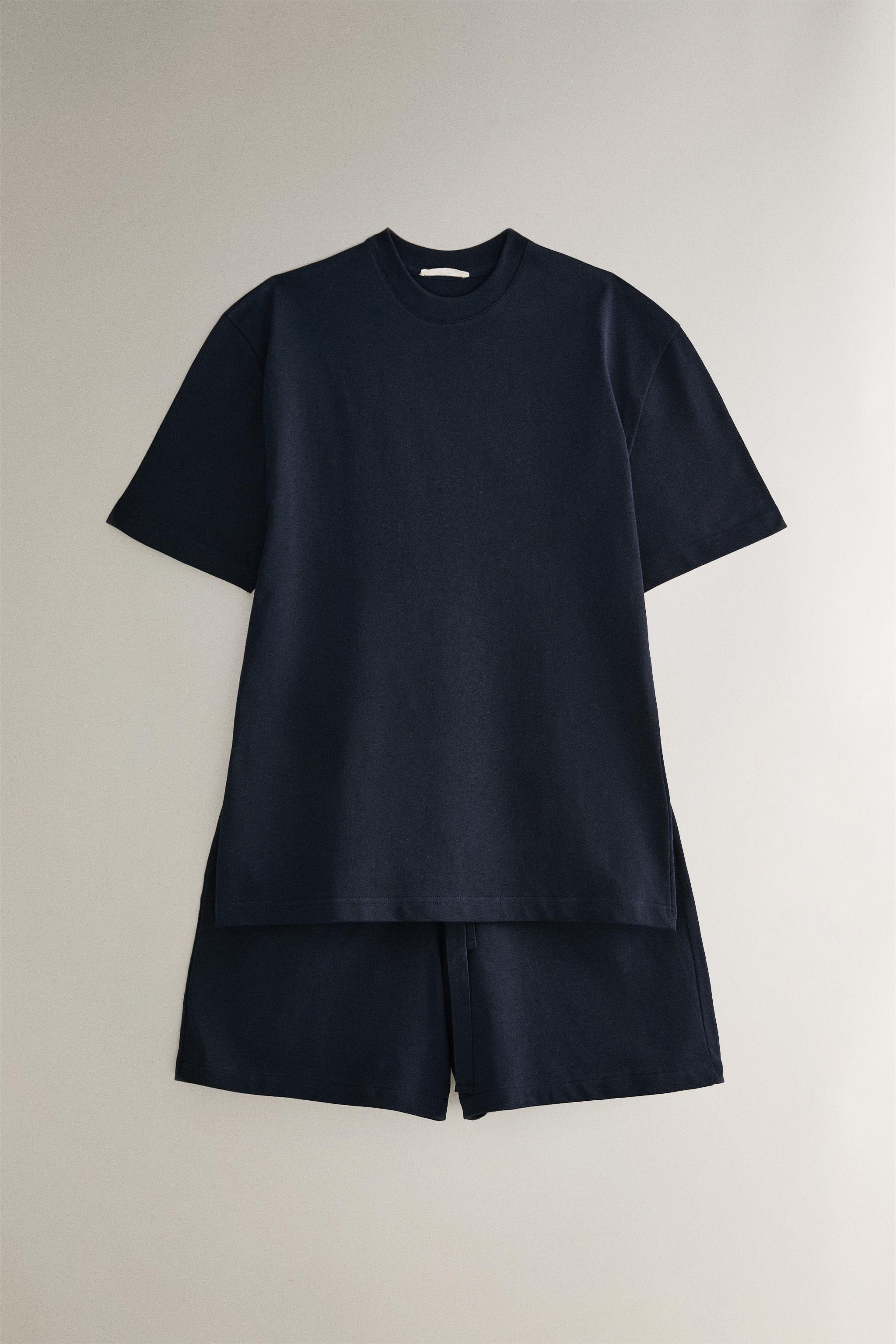 SHORT SLEEVE T-SHIRT